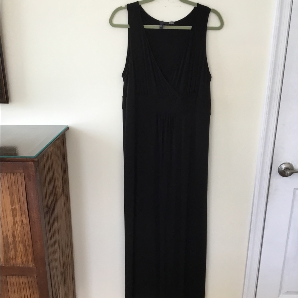 Eileen Fisher full length V neck dress. L